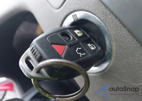 2006 Volvo S40 2.4I из США, поврежденный, VIN YV1MS382962208498